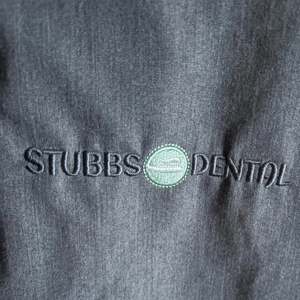 Figs Rafaela Oversized Gray Scrub TopT™ Size XXS - Picture 6 of 6